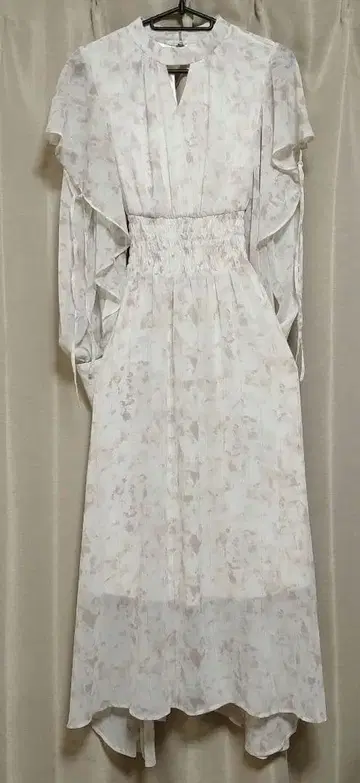 dazzlin 섀도우 플라워 아트 프릴 원피스