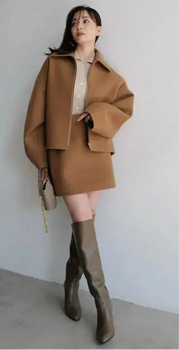 아뉴앙스 리버 울 미니 스커트 카멜 사이즈 2