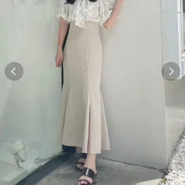 머큐리 듀오 백 레이스업 머메이드 스커트 베이지