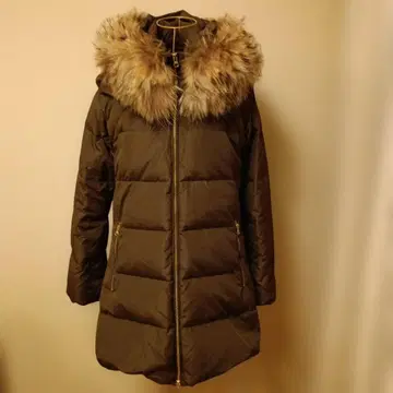여성용 퍼 달린 다운 코트 카키색