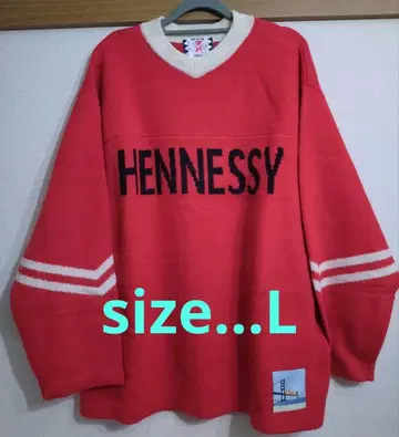 사노바치즈 헤네시 풋볼 니트 레드