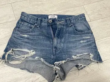 GYDA 데님 데미지 가공 숏팬츠