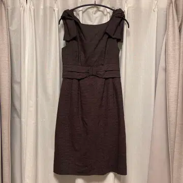 Marc by Marc Jacobs 슬리브리스 원피스 경사