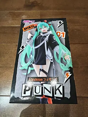 하츠네 미쿠 Fashion 피규어 PUNK