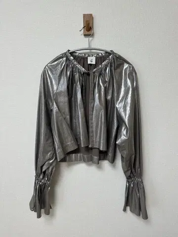 6 로쿠 실버 긴팔 셔츠 볼레로