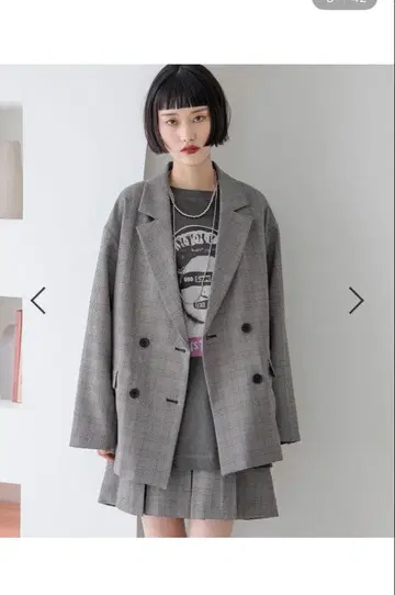 이번 시즌 신상 LOWRYSFARM 라나 테크 더블 자켓 택 포함 미사용