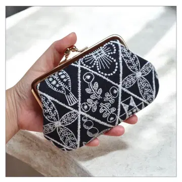 미나 페르호넨 가마구치