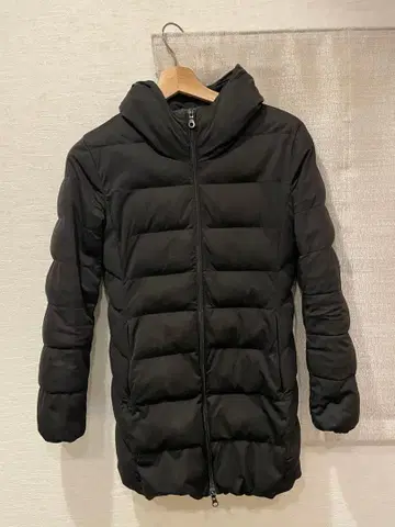 블랙 후드 부착 롱 다운 자켓 [ S ]