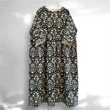 [ 핸드메이드 ] 면린넨 작고 귀여운 북유럽 무늬 원피스