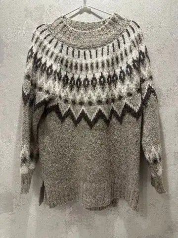 hunch 니트 스웨터