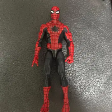 스파이더맨 해즈브로 마블 레전드 피규어