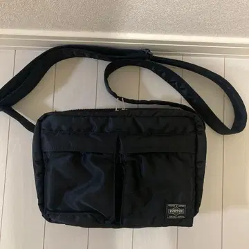 보터 탱커 블랙 숄더백