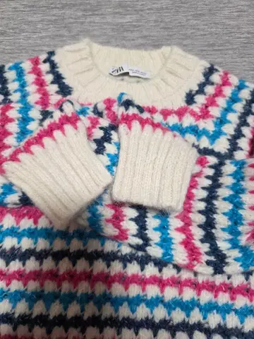 ZARA 숏 기장 니트 컬러풀 멀티 컬러 상의 S