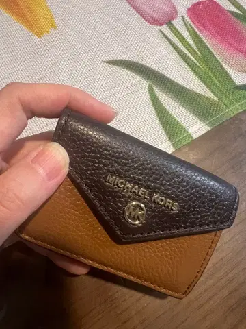 MICHAEL KORS 3단 폴더형 지갑 브라운