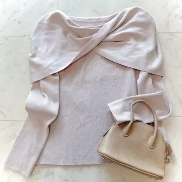 새상품급 셀포드 CELFORD 트위스트 케이프 니트 풀오버