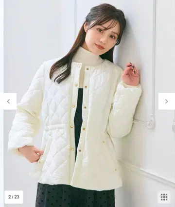 새상품 Feroux 퀼팅 아우터 화이트 계열