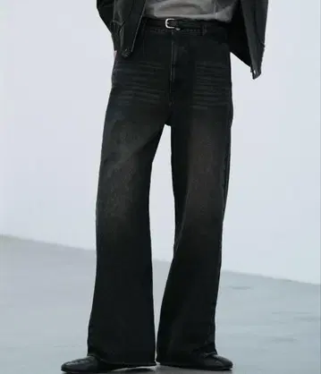 WYM CURVED FLARE DENIM SLACKS