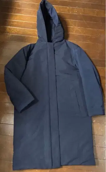 유니클로 하이브리드 다운 코쿤 코트