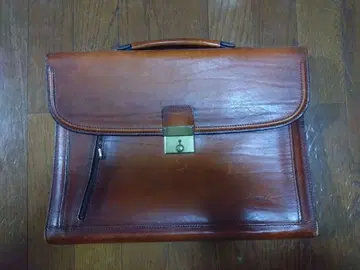 가죽 비즈니스 백 브라운 아오키카방