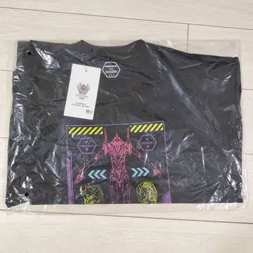 WORKMAN x EVANGELION 블랙 T셔츠