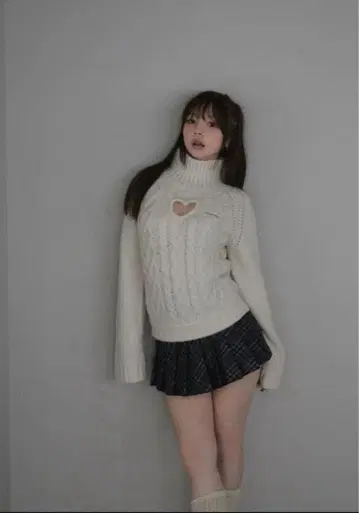 Mary heart knit tops