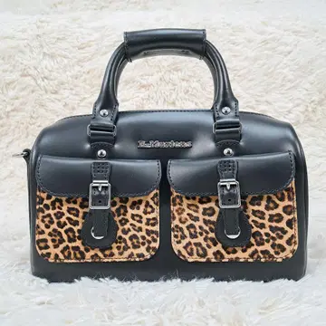 [ 완판템 ] Dr.Martens 탑 핸들 레오파드 블랙 2way 가죽