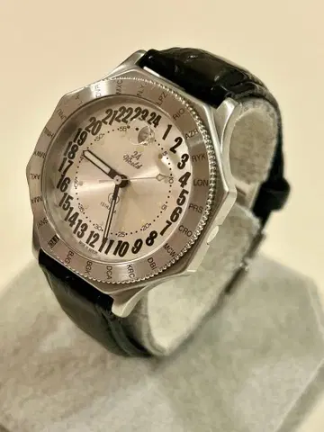 세이코 인스트루먼트 쿼츠 24시간 손목시계 작동품