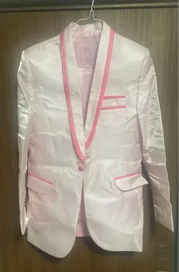 핑크 새틴 턱시도 브라질 특주품