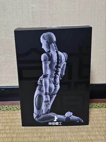 테스트(Test) 동아중공제 합성인간 (여성형) 1/12 센티넬