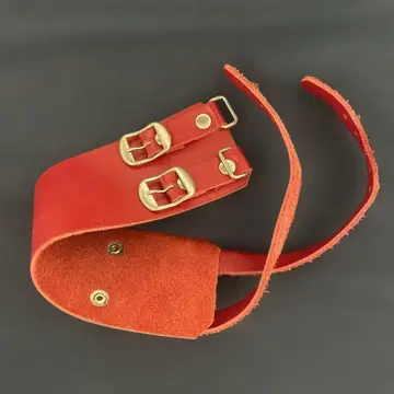 빨간색 스웨이드 팔찌 2버클