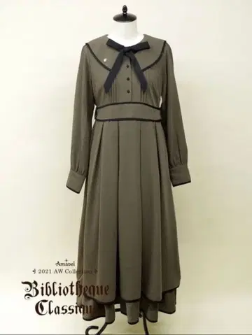 아마벨 Classical Lady 파이핑 원피스 카키 Amavel