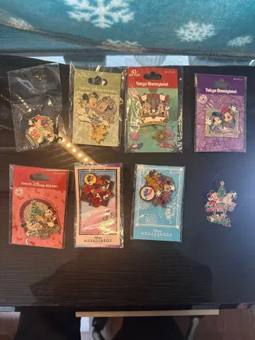 [ 레어 ] 도쿄 디즈니 리조트 기념 시즌 핀 배지 8개 세트