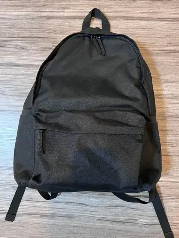 무인양품 어깨 부담을 줄이는 발수 럭색 블랙