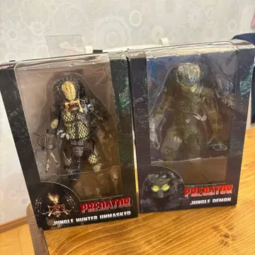 NECA 프레데터 정글 헌터 세트