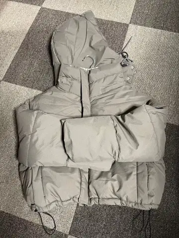 Brown 후드 부착 숏 다운 자켓 M 사이즈 상당