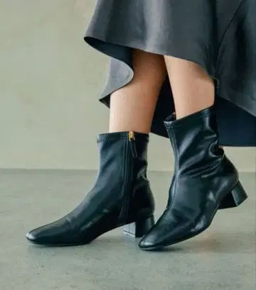 스트레치 로브 부츠 블랙