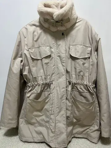 베이지 플리스 안감 다운 자켓