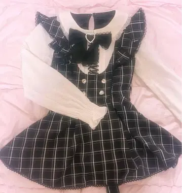 LIZLISA 리즈리사 프릴 스핀들 셋업 체크