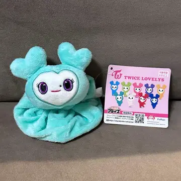 GiGO TWICE LOVELYS 삐요큥 스크런치 미나 미블리