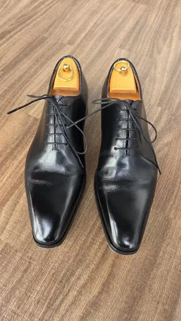 SANTONI 산토니 홀컷 블랙