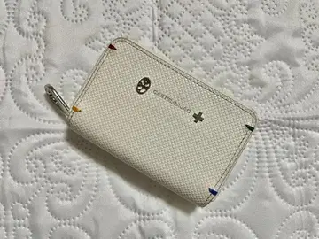 CASTELBAJAC 키케이스 토크 화이트