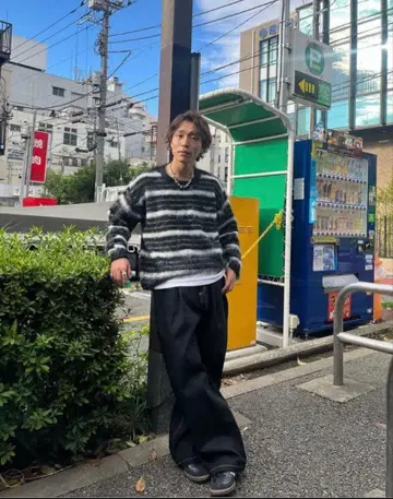 younger song 니트 모헤어 니트 (모헤어 니트)