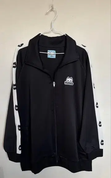 Hauls 하우루즈 신! 네신 오 저리 상하의 세트