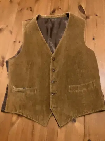 브라운 코듀로이 베스트