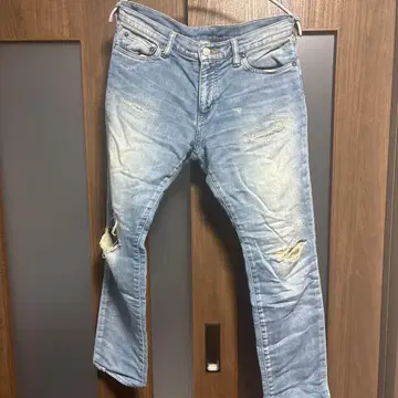 론 헤르만 라이트 블루 데미지 진