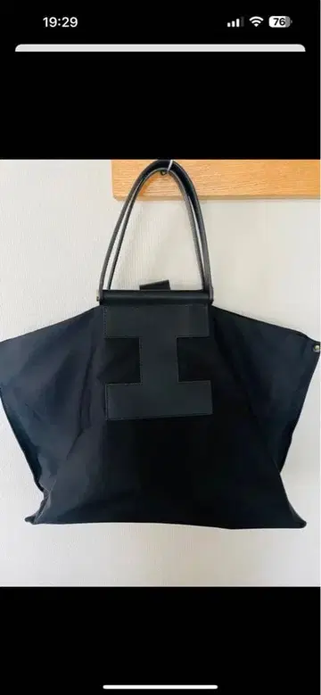 IACUCCI 블랙 토트백