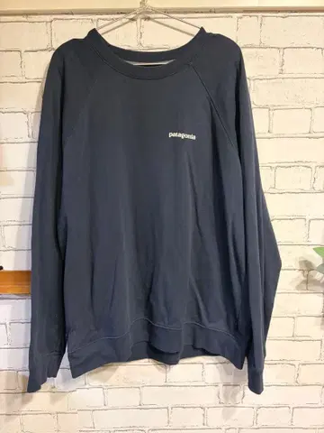 patagonia 다크 블루 트레이닝복 L 사이즈