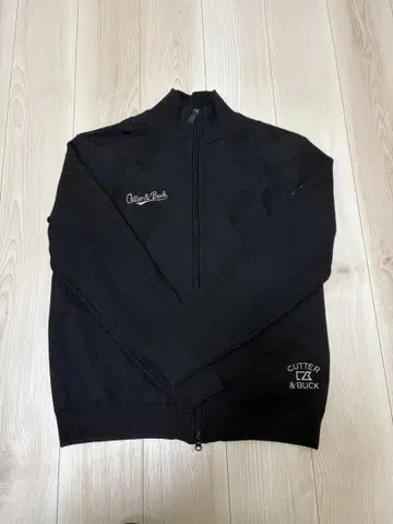 커터 & 벅 블랙 방풍 자켓