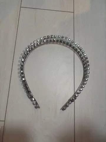 Love Tiara 크리스탈 티아라