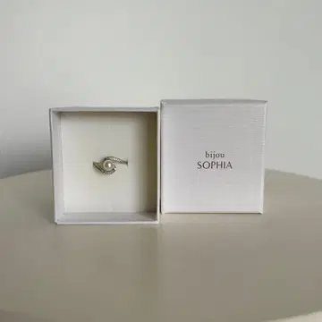[bijou SOPHIA] 펄 장식 반지